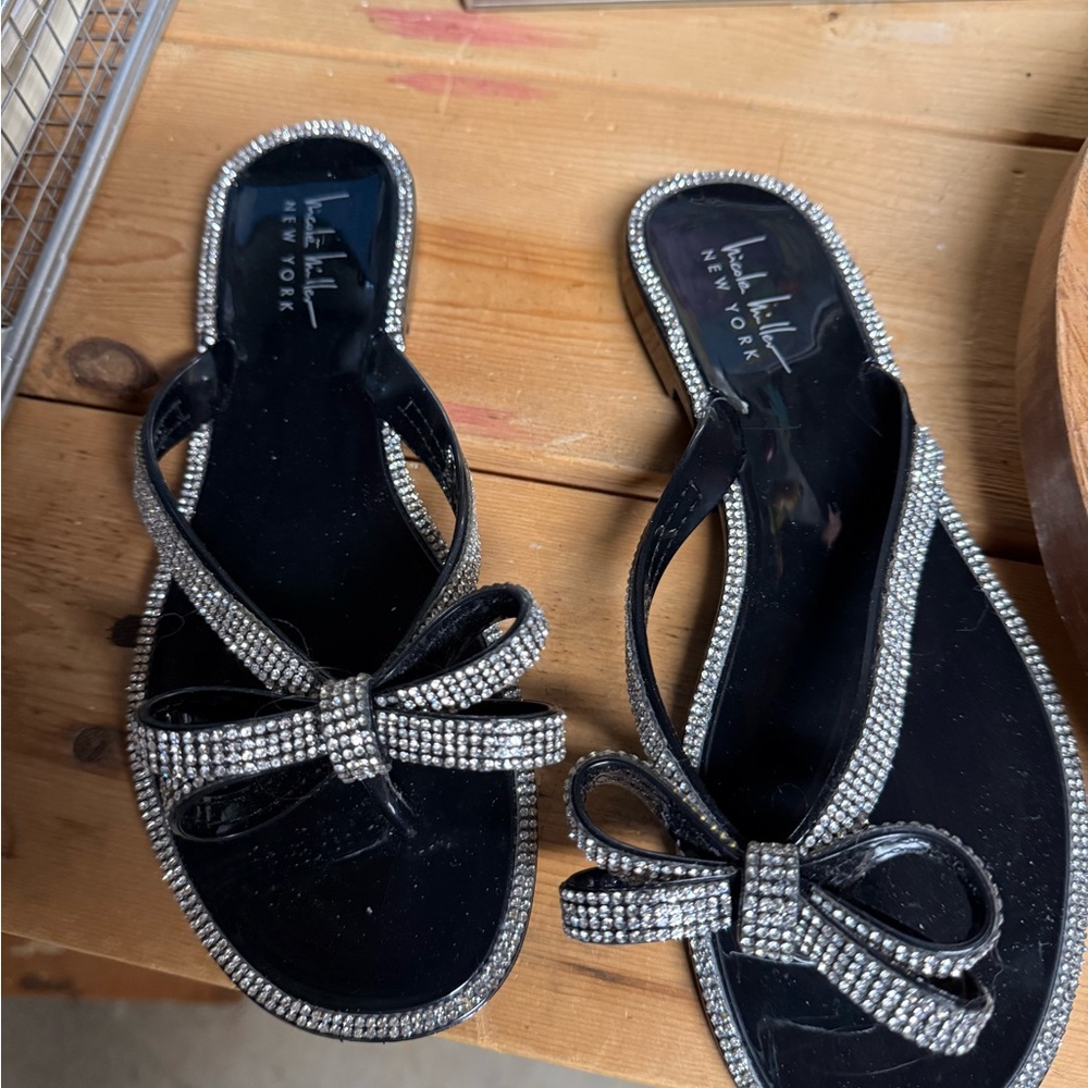 Nicole Miller Black Rhinestone Bow Slide Sandals. Rubber